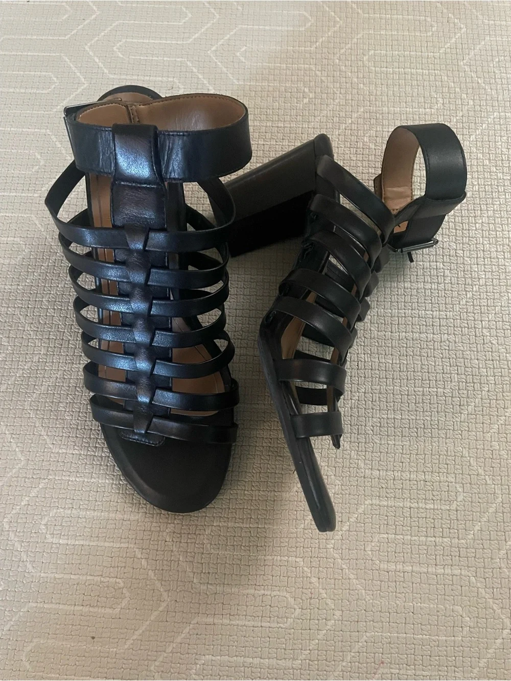 Vionic Black Sami caged Strappy Block Heel Sandals NWOT tags